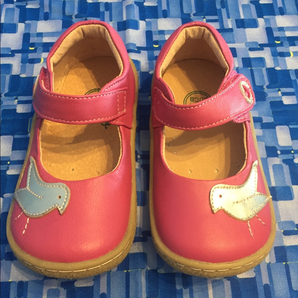 Size 8 New in box Livie and Luca Pio Pio shoes